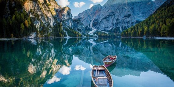 Why a clean boat deck is essential for a safer riding experience